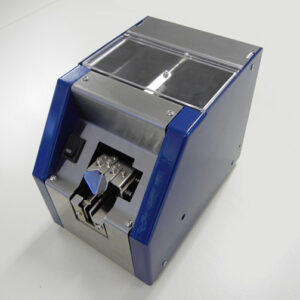 Auto. screw presenter with fully adjustable rail from 0.56 - .200" dia.